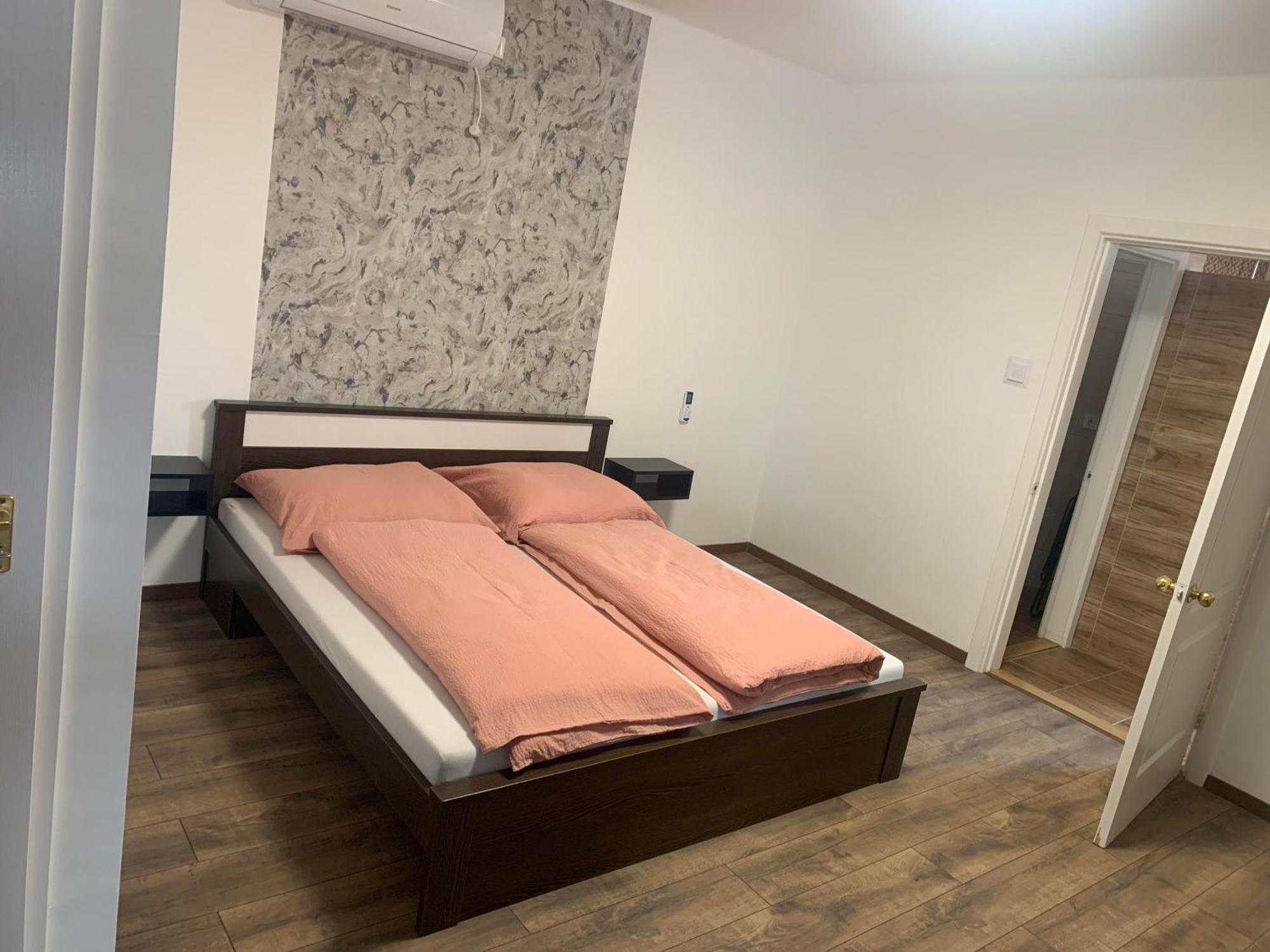 Agora Apartman Hajdúszoboszló Buitenkant foto