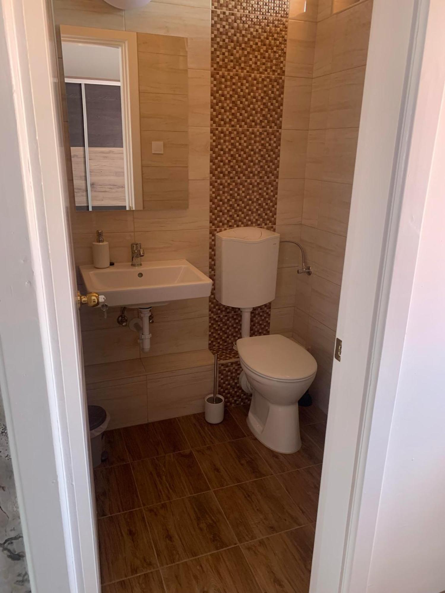 Agora Apartman Hajdúszoboszló Buitenkant foto