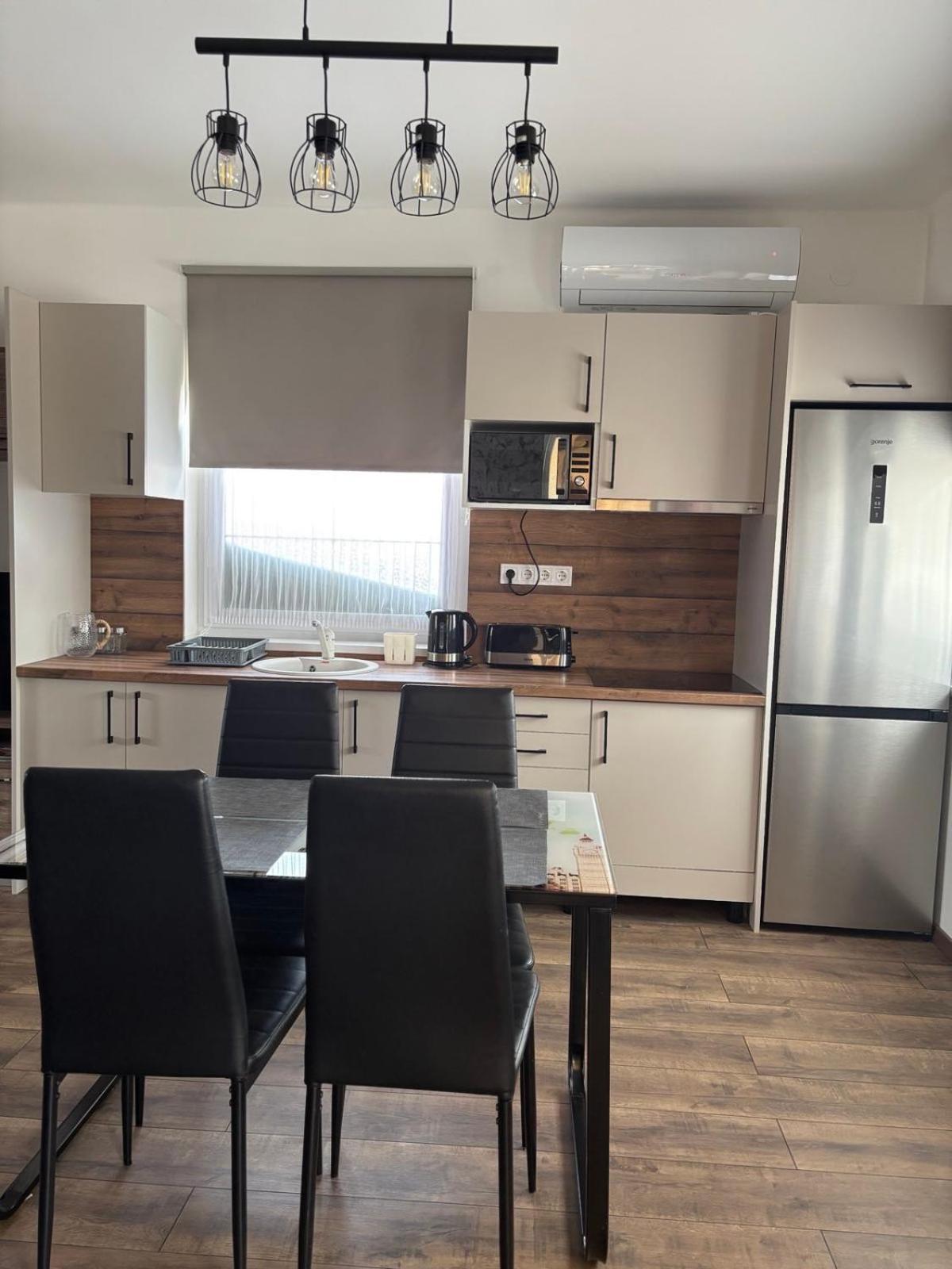 Agora Apartman Hajdúszoboszló Buitenkant foto